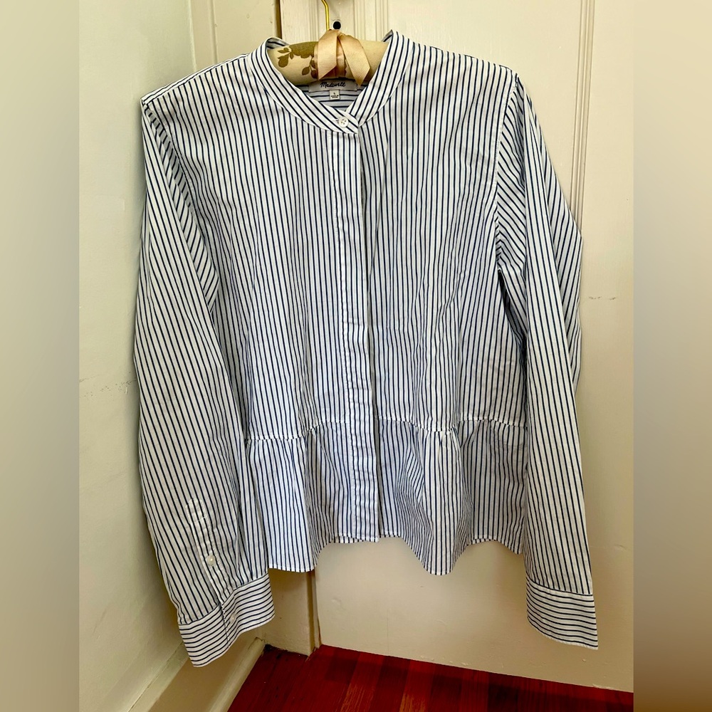 Madewell peplum band collar  button up L